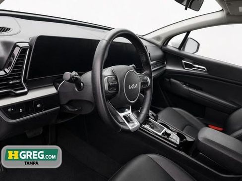 Used 2023 Kia Sportage EX AWD/4WD image 11