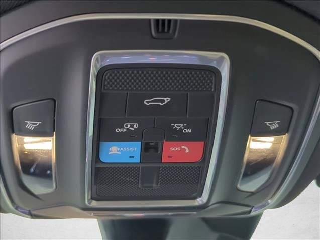 Used 2024 Jeep Grand Cherokee Limited RWD image 25