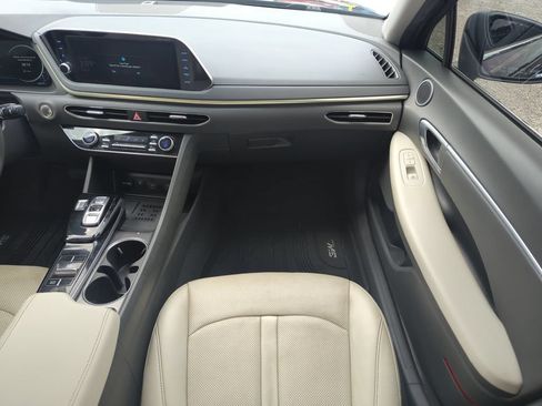 Used 2023 Hyundai Sonata SEL w/ Convenience Package FWD image 16