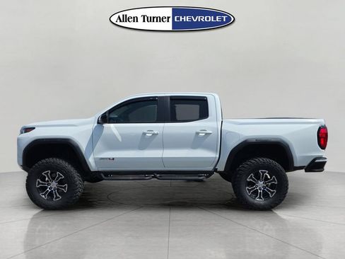 Used 2023 GMC Canyon AT4 w/ Canyon Safety Plus Package AWD/4WD image 6