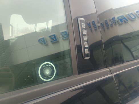 Used 2019 Ford F150 XLT w/ Equipment Group 302A Luxury image 6