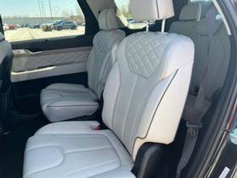 Used 2022 Hyundai Palisade Calligraphy image 10