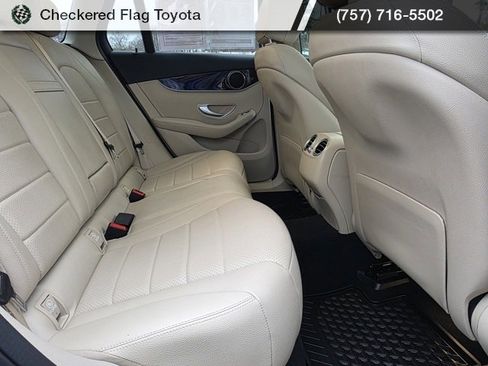 Used 2022 Mercedes-Benz GLC 300 4MATIC image 51