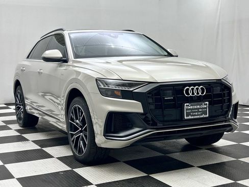 Used 2023 Audi Q8 Prestige AWD/4WD image 2