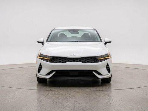 Used 2025 Kia K4 FWD image 2