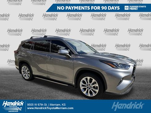 Certified 2025 Toyota Highlander Limited AWD/4WD image 1