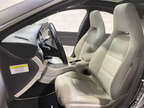 Used 2014 Mercedes-Benz CLA 250 CLA 250 image 11