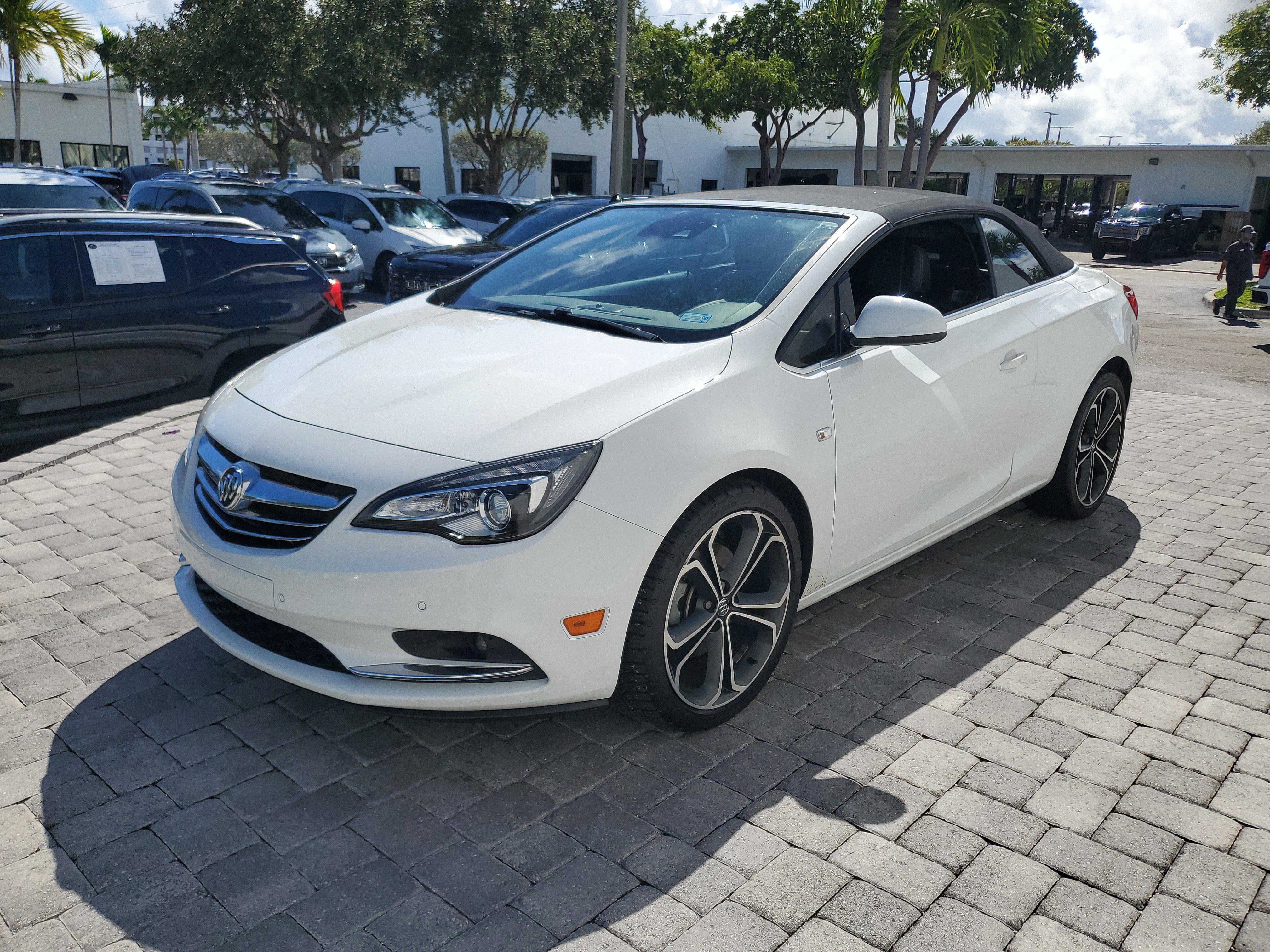 Used 2016 Buick Cascada Premium FWD image 3