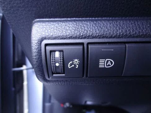 Used 2022 Toyota Corolla SE FWD image 14