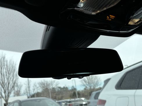 Used 2024 BMW i4 eDrive35 w/ Premium Package image 28