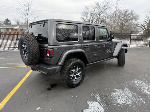 Used 2022 Jeep Wrangler Unlimited Rubicon w/ Cold Weather Group image 7
