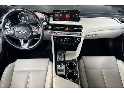 Used 2024 Genesis G70 2.5T image 15