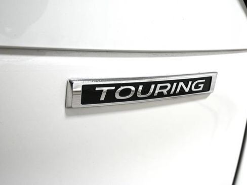 Certified 2025 Subaru Forester Touring w/ Popular Package - Touring AWD/4WD image 18