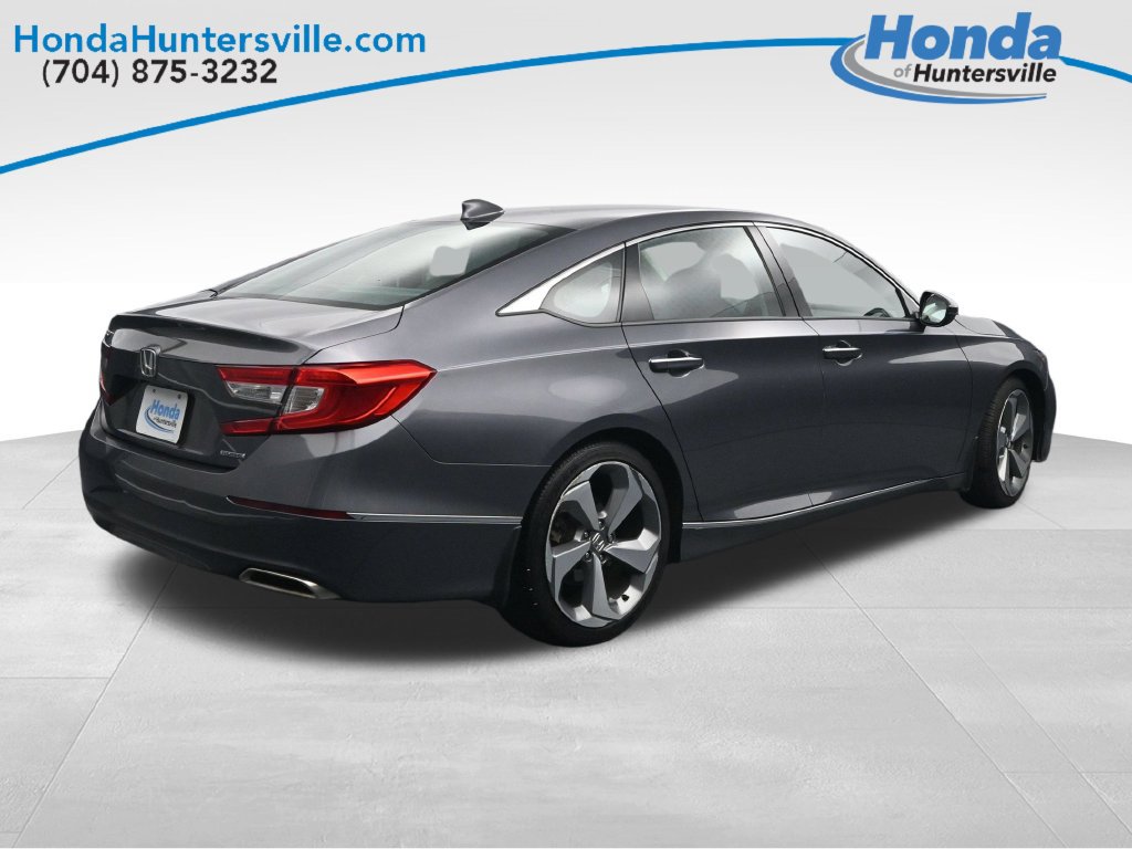 Used 2018 Honda Accord Touring image 8