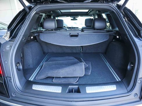 Used 2023 Cadillac XT5 Premium Luxury FWD image 33