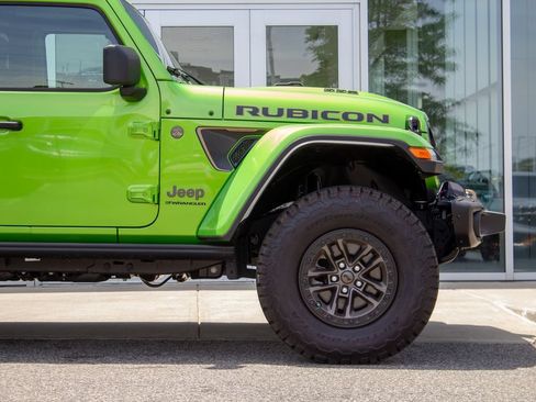 Used 2025 Jeep Wrangler Unlimited Rubicon 392 AWD/4WD image 5
