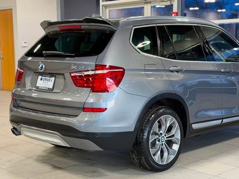 Used 2017 BMW X3 xDrive28i image 11