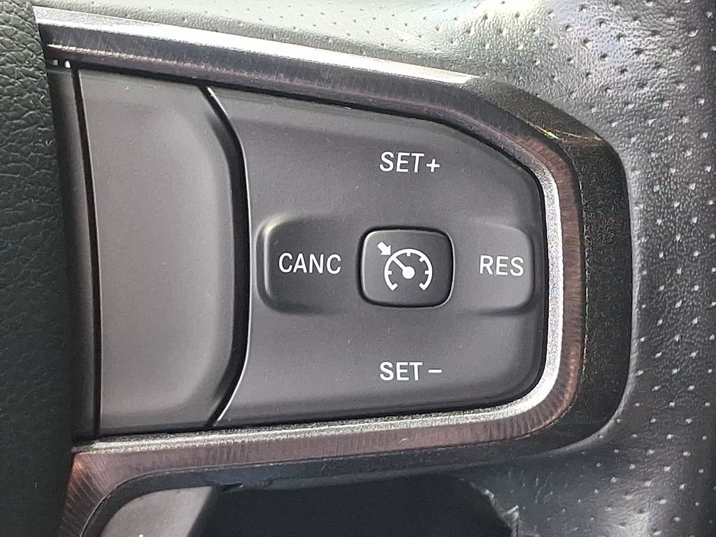 Used 2024 RAM 2500 Rebel AWD/4WD image 22