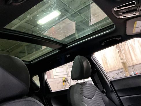 Used 2015 Kia Soul ! w/ Sun & Sound Package image 14