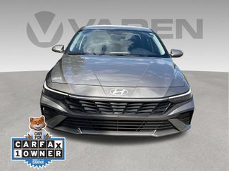 Used 2025 Hyundai Elantra SE FWD video 2