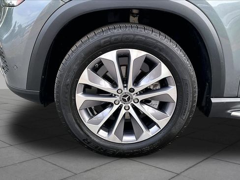 Used 2022 Mercedes-Benz GLE 350 4MATIC w/ Premium Package image 11