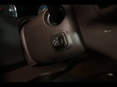 Used 2017 Chevrolet Tahoe Premier image 29