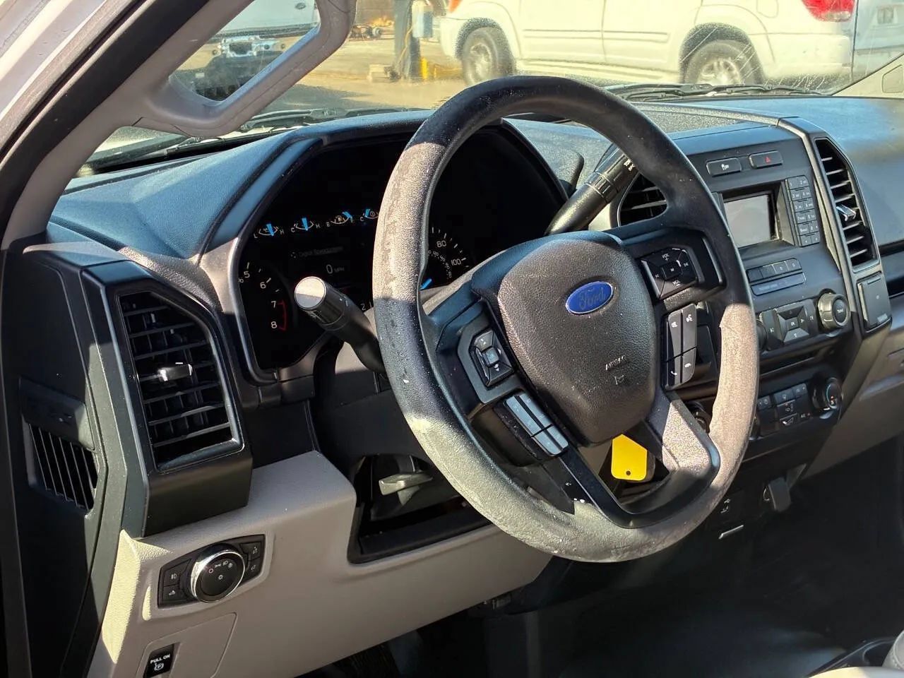 Used 2016 Ford F150 XL w/ Equipment Group 101A Mid RWD image 16
