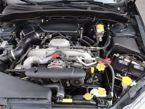 Used 2010 Subaru Impreza 2.5i AWD/4WD image 38