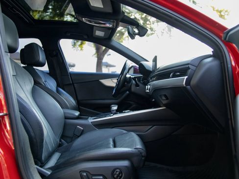 Used 2017 Audi A4 2.0T Ultra Premium w/ Convenience Package image 26