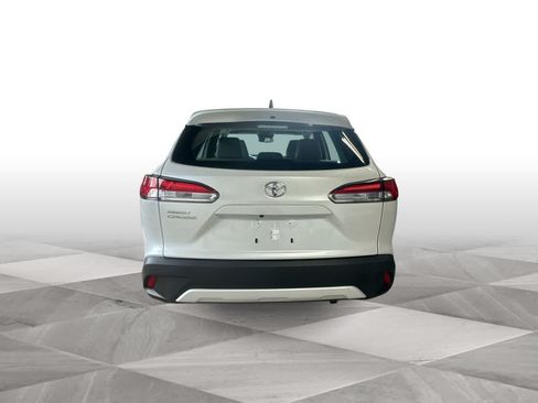 Used 2025 Toyota Corolla Cross L FWD image 7
