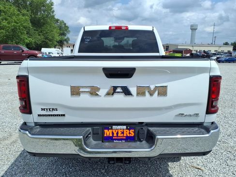 Used 2026 RAM 2500 Big Horn AWD/4WD image 9