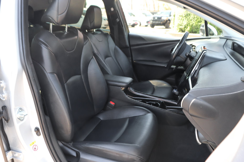 Used 2018 Toyota Prius Prime Premium w/ Carpet Mat Package FWD image 33