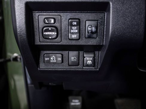 Used 2021 Toyota Tundra SR5 w/ Trail Edition AWD/4WD image 35