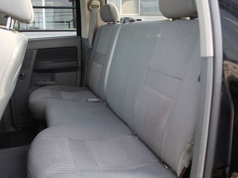 Used 2006 Dodge Ram 1500 Truck SLT image 38