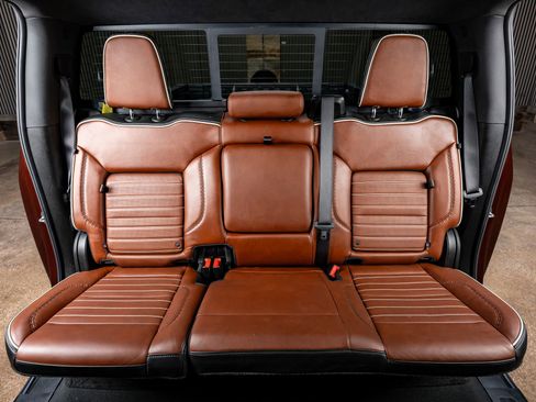 Used 2024 GMC Sierra 2500 Denali Ultimate image 35