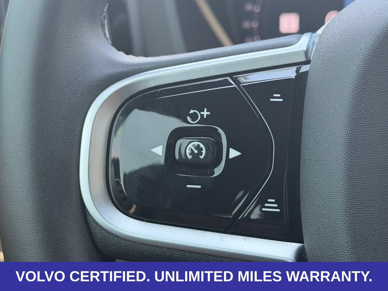 Certified 2026 Volvo XC60 B5 Plus AWD/4WD image 17