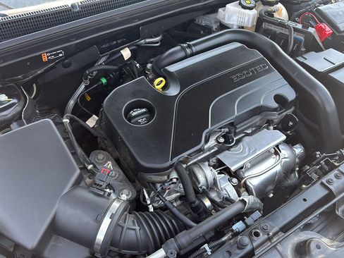 Used 2024 Chevrolet Malibu LT FWD image 33