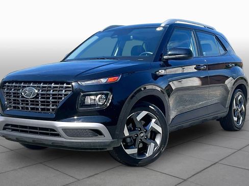 Used 2025 Hyundai Venue SEL FWD image 1