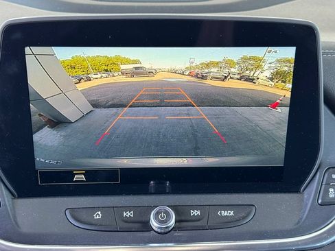 Used 2024 Chevrolet Blazer LT w/ Convenience Package FWD image 32