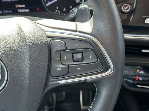 Used 2023 Buick Envision Essence w/ Sport Touring Package image 27