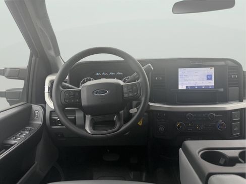 New 2025 Ford F250 XL w/ 360-Degree Camera Package image 19