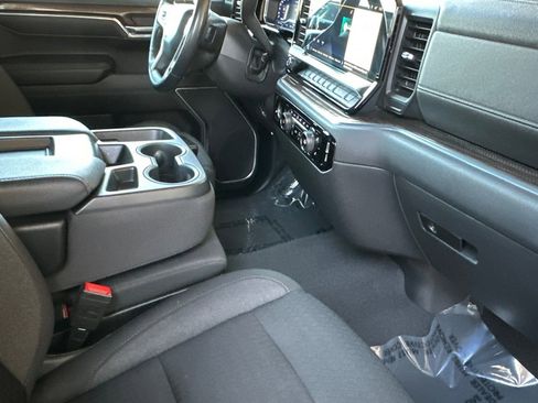 Used 2022 Chevrolet Silverado 1500 RST image 20