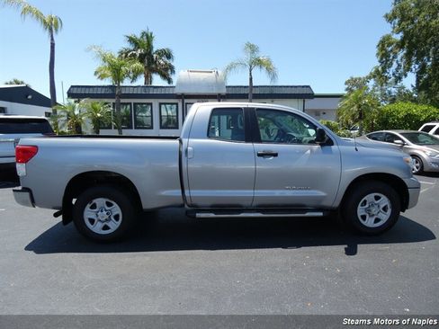 Used 2011 Toyota Tundra 2WD Double Cab image 2