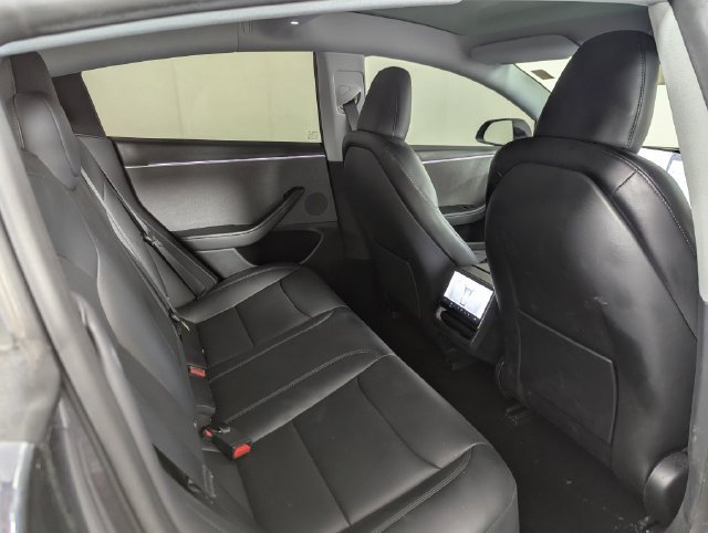 Used 2025 Tesla Model 3 Long Range RWD image 19