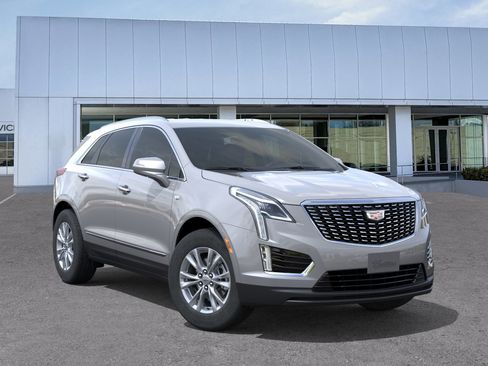 New 2026 Cadillac XT5 Luxury FWD image 8
