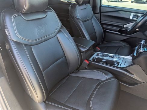 Used 2023 Ford Explorer ST w/ Equipment Group 401A image 12