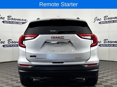 Used 2022 GMC Terrain SLE w/ Driver Convenience Package AWD/4WD image 8
