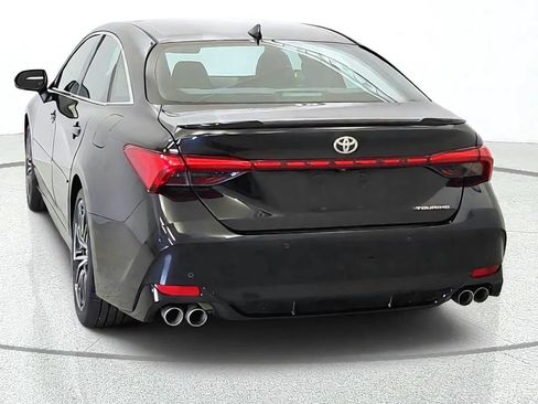 Used 2019 Toyota Avalon Touring w/ Advanced Safety Package FWD image 7
