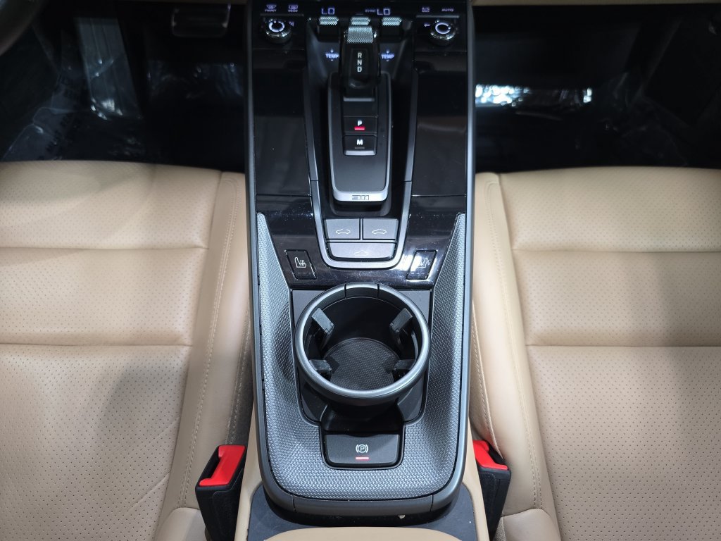 Certified 2024 Porsche 911 Carrera S RWD image 20