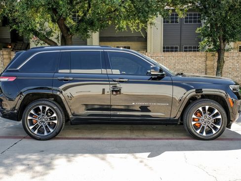 Used 2022 Jeep Grand Cherokee Overland image 15